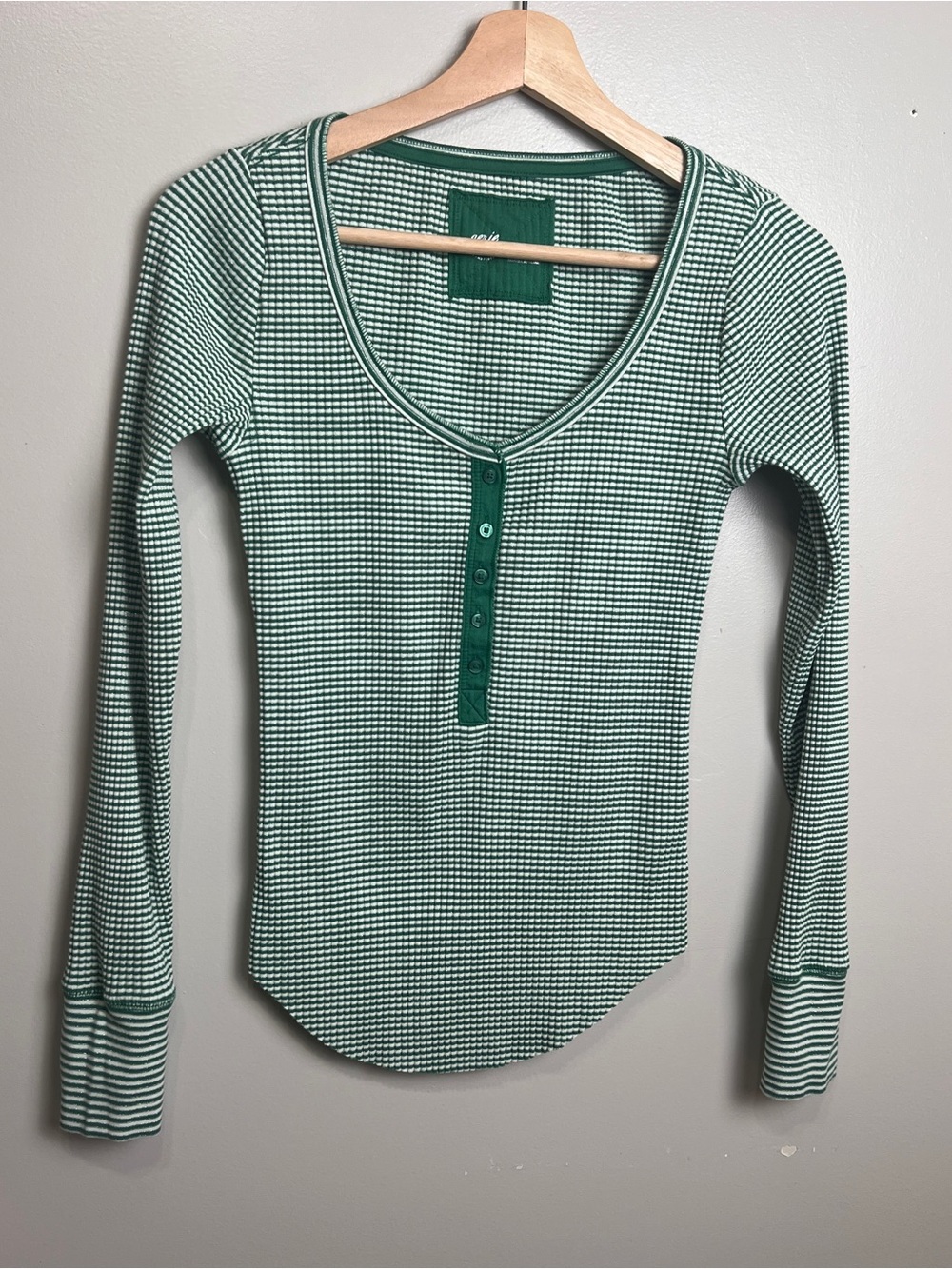 Aerie Women’s Long Sleeve Essential Henley Layering T-Shirt Green/White Size XS
